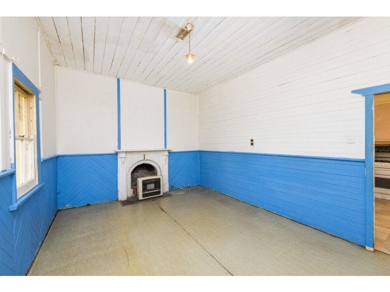 7 McIntosh Street, Queanbeyan NSW 2620