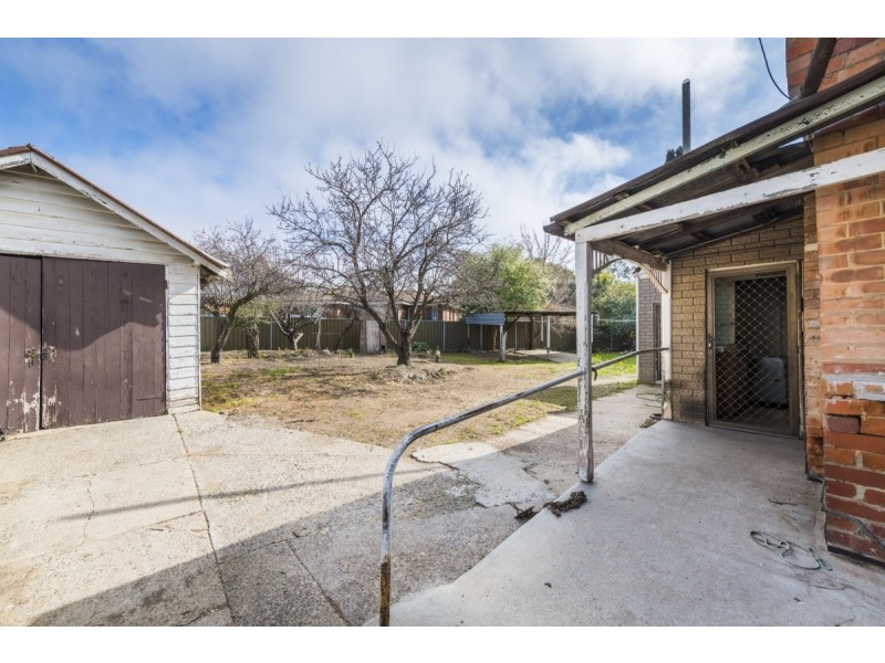 7 McIntosh Street, Queanbeyan NSW 2620