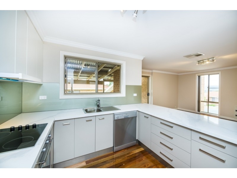 43 Kinsella Street, Queanbeyan NSW 2620