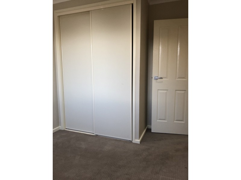 3/12 Atholbar Way, Queanbeyan NSW 2620