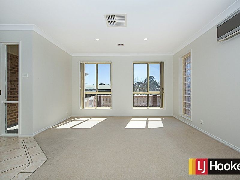 15 Telopea Place, Queanbeyan West NSW 2620