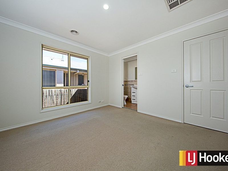 15 Telopea Place, Queanbeyan West NSW 2620