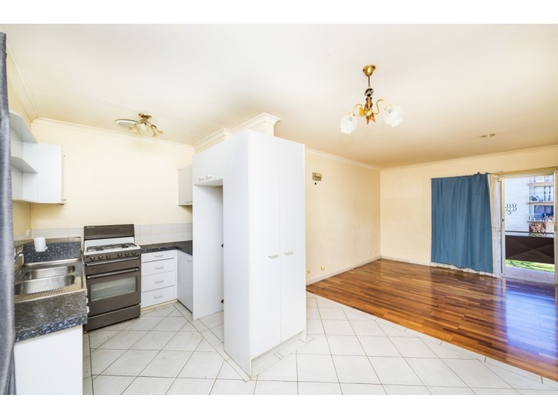 2/2 Crest Road, Queanbeyan NSW 2620