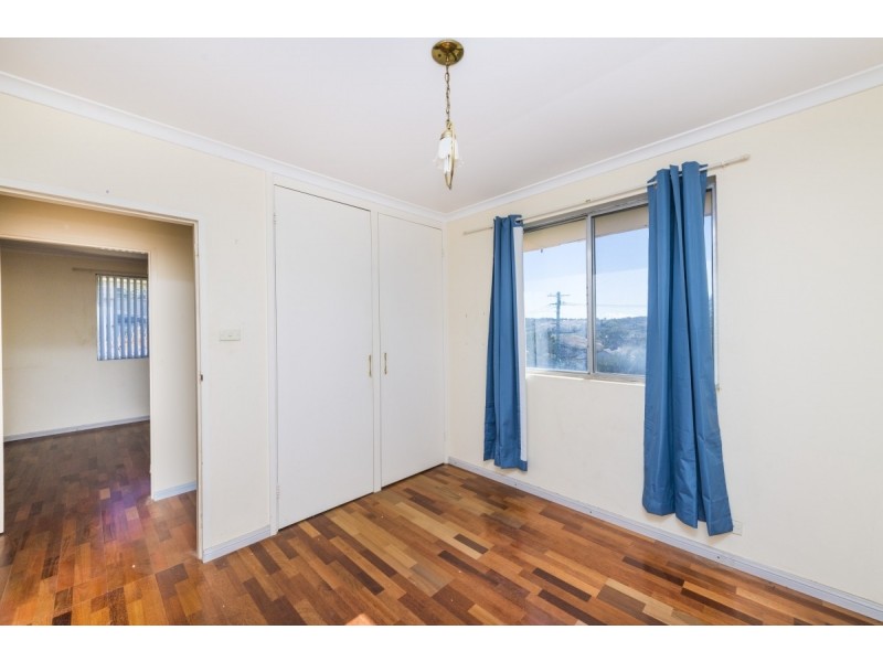 2/2 Crest Road, Queanbeyan NSW 2620