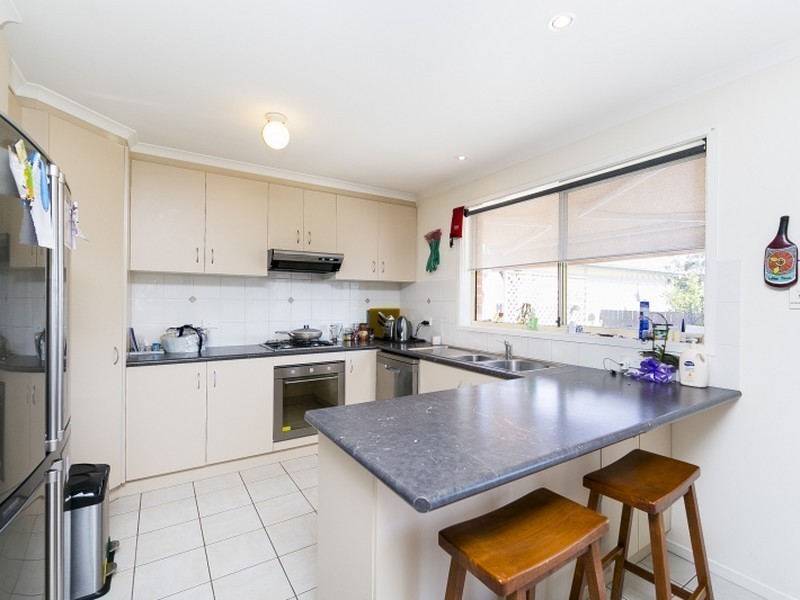 2/1A Mckeahnie Street, Queanbeyan NSW 2620