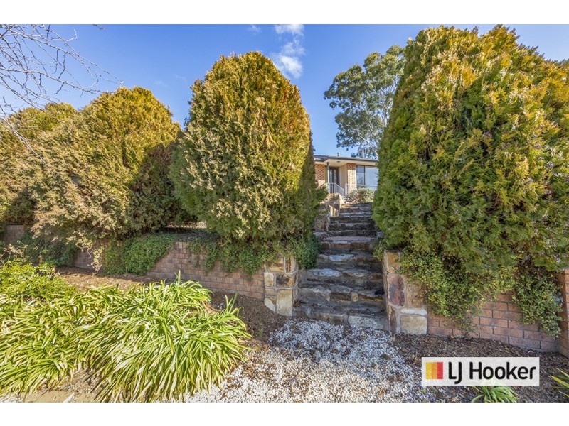 4 Swan Place, Queanbeyan NSW 2620