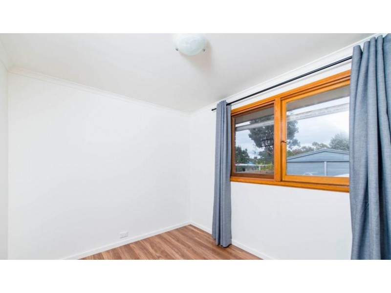 40 Boronia Crescent, Karabar NSW 2620