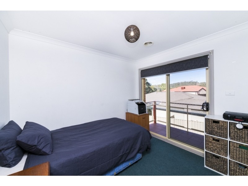 2/24 Binaburra Place, Queanbeyan NSW 2620
