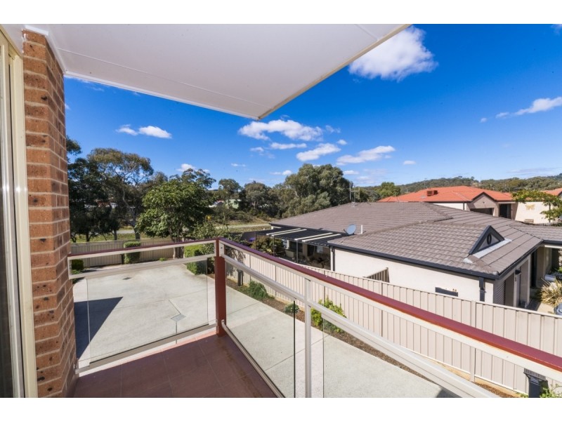 2/24 Binaburra Place, Queanbeyan NSW 2620