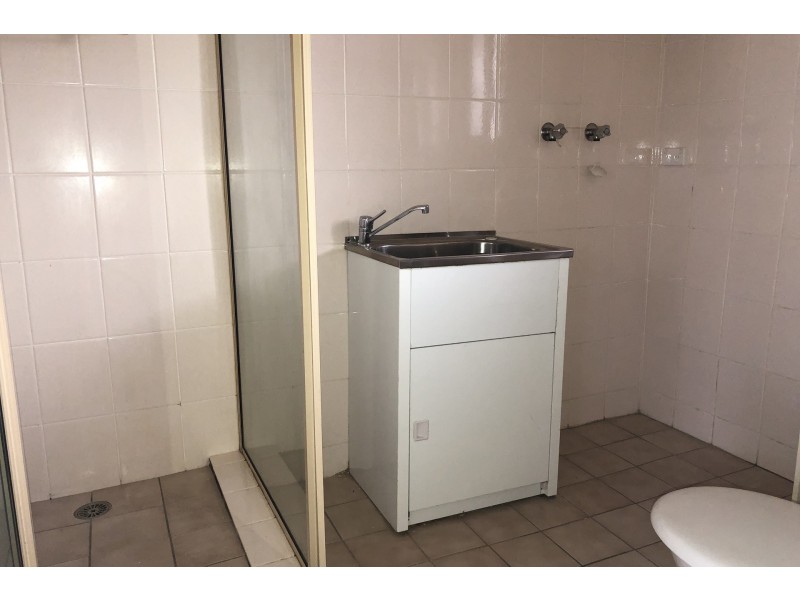2/154 Monaro Street, Queanbeyan NSW 2620