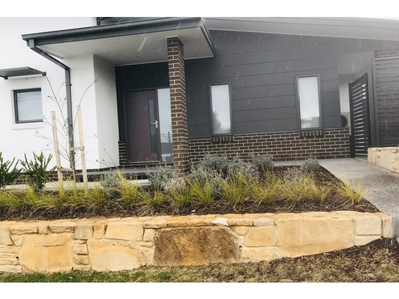 1/12 Uriarra Road, Queanbeyan NSW 2620