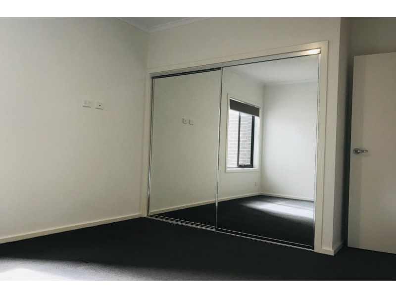 1/12 Uriarra Road, Queanbeyan NSW 2620