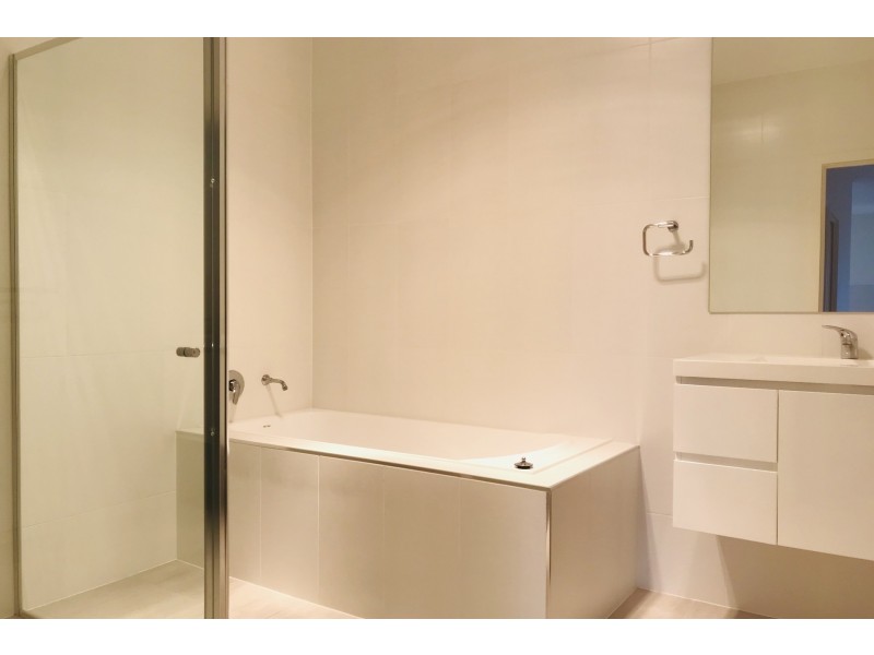 1/12 Uriarra Road, Queanbeyan NSW 2620