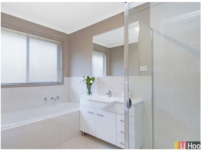 3/4 Erin Street, Queanbeyan NSW 2620