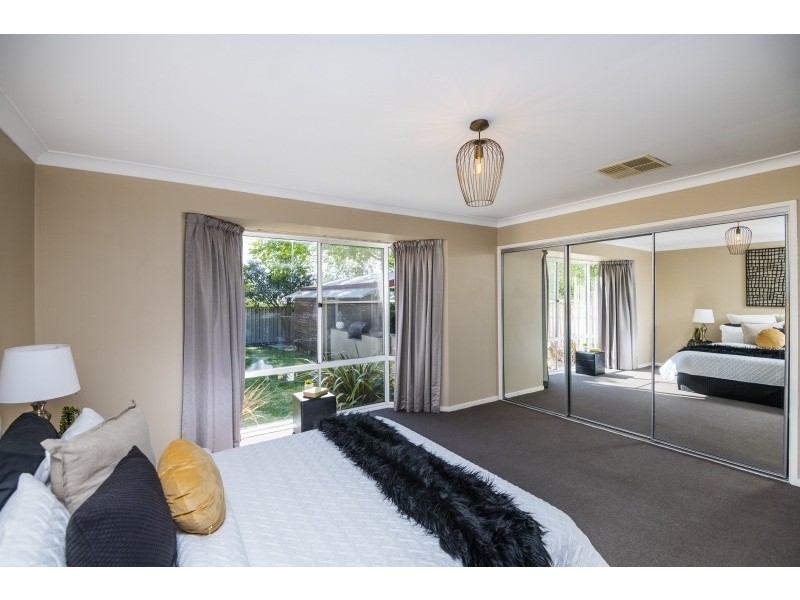 3 Phillip Avenue, Queanbeyan East NSW 2620