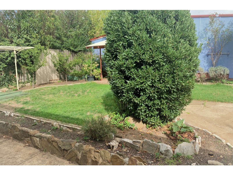 34 Thorpe Avenue, Queanbeyan NSW 2620