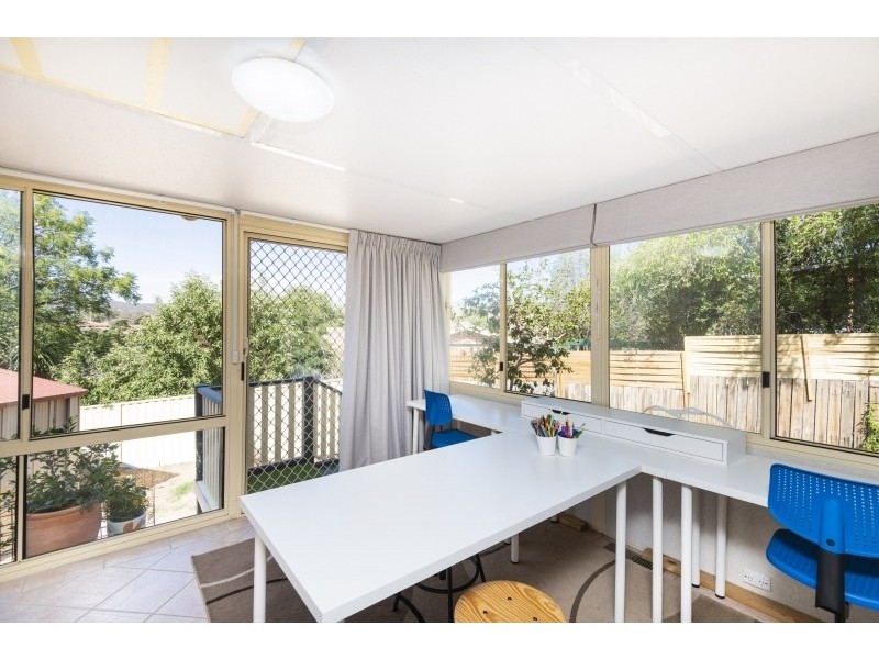 5 McInnes Place, Queanbeyan NSW 2620