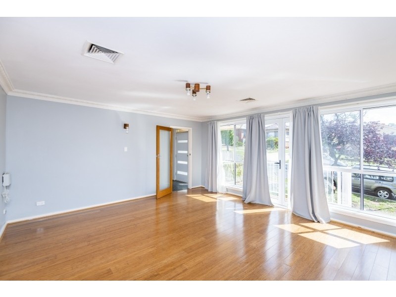 38 Agnes Avenue, Queanbeyan NSW 2620