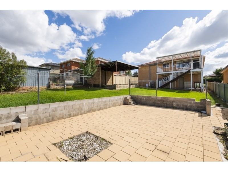 38 Agnes Avenue, Queanbeyan NSW 2620