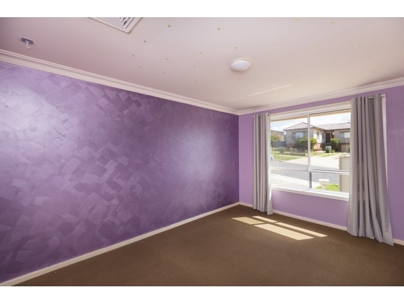 38 Agnes Avenue, Queanbeyan NSW 2620