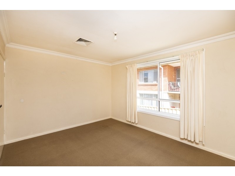 38 Agnes Avenue, Queanbeyan NSW 2620