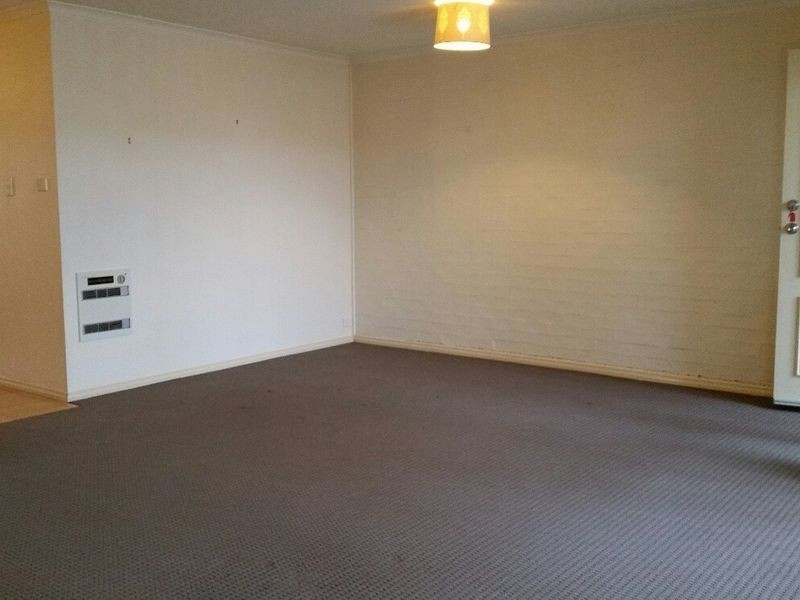 2/94-96 Collett Street, Queanbeyan NSW 2620