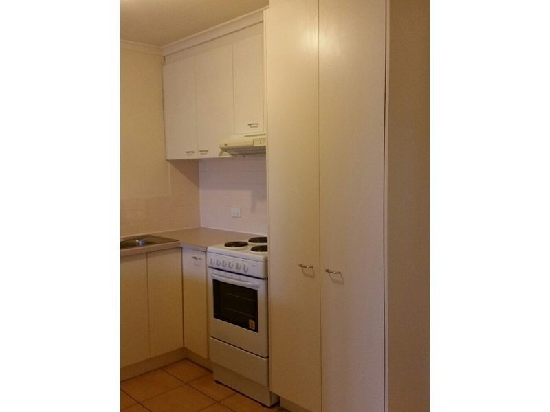 2/94-96 Collett Street, Queanbeyan NSW 2620