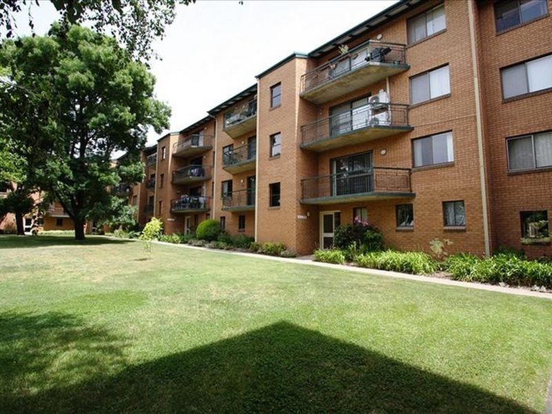 35/13-15 Mowatt Street, Queanbeyan NSW 2620
