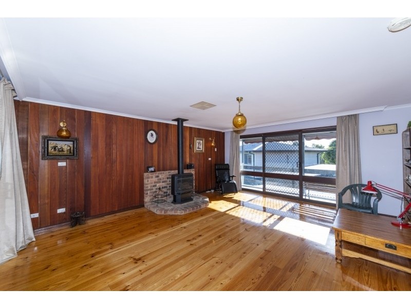 18 Carwoola Place, Queanbeyan East NSW 2620