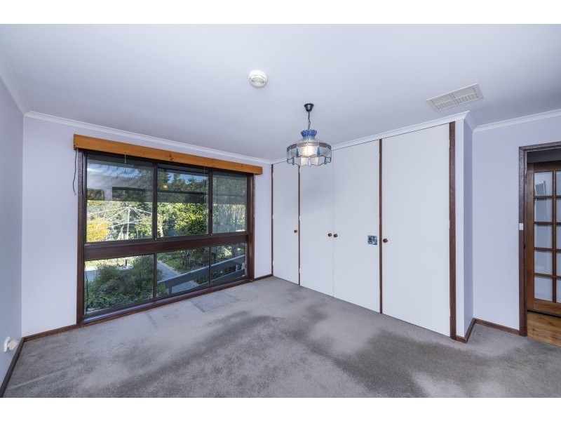 18 Carwoola Place, Queanbeyan East NSW 2620