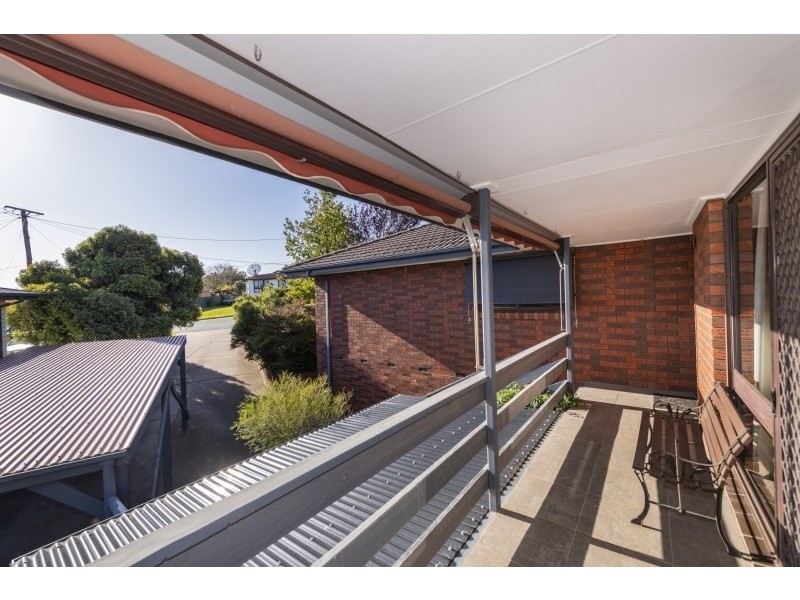 18 Carwoola Place, Queanbeyan East NSW 2620