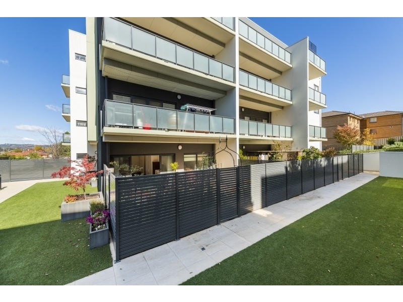 18/9 Stornaway Road, Queanbeyan NSW 2620