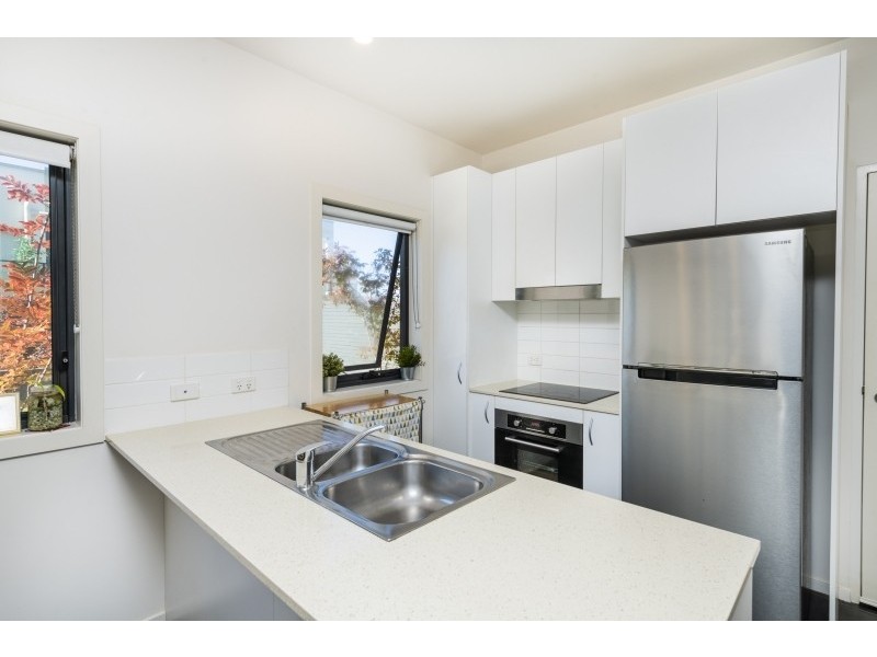 18/9 Stornaway Road, Queanbeyan NSW 2620