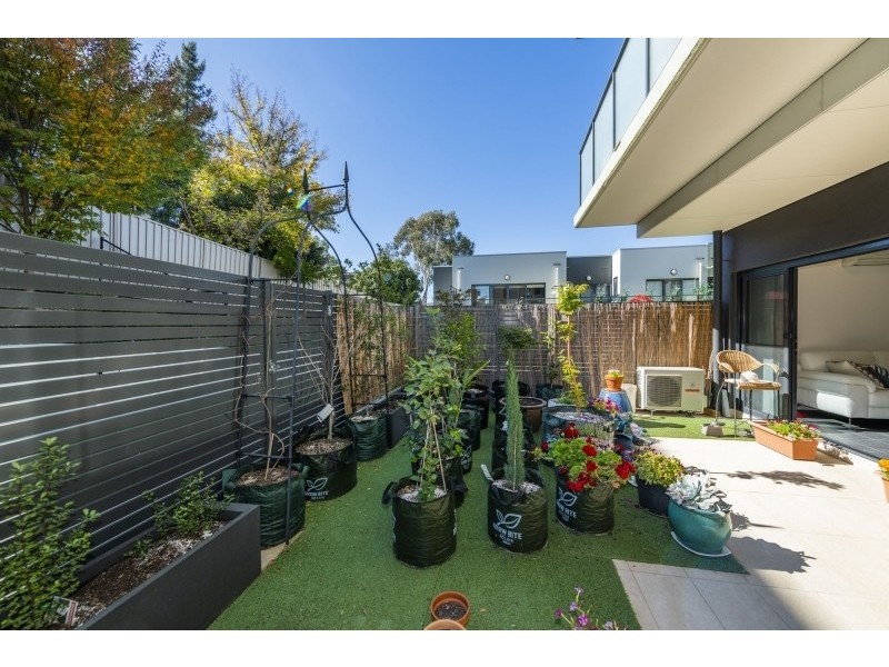 18/9 Stornaway Road, Queanbeyan NSW 2620