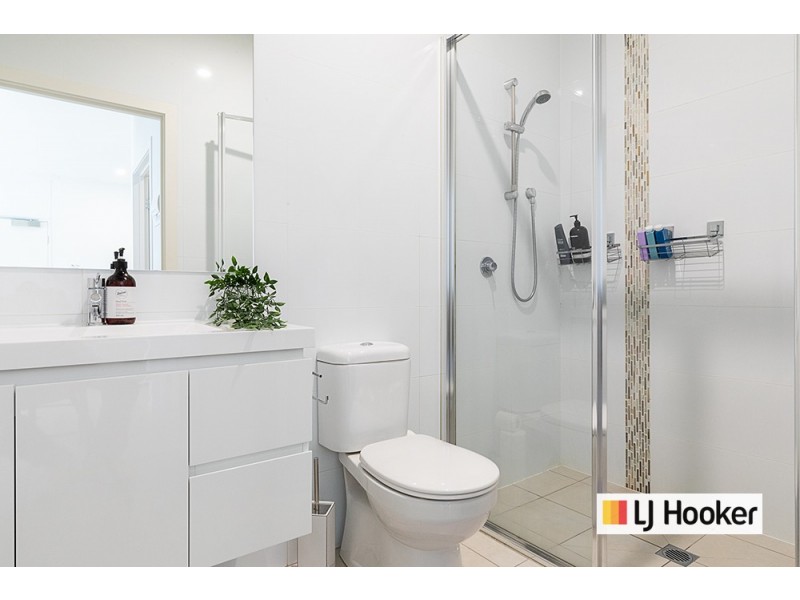 9/9 Stornaway Road, Queanbeyan NSW 2620