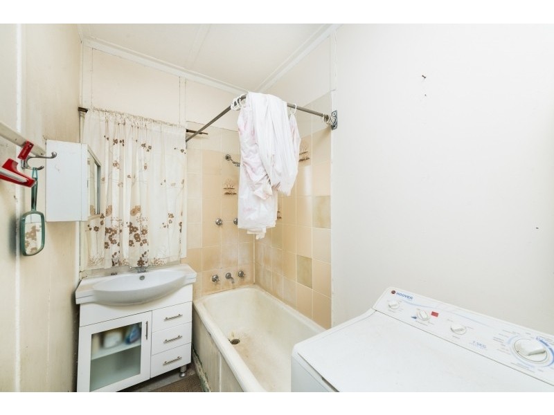 97 Morton Street, Queanbeyan West NSW 2620