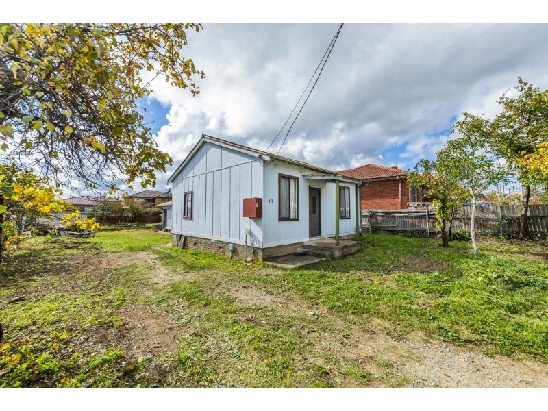 97 Morton Street, Queanbeyan West NSW 2620