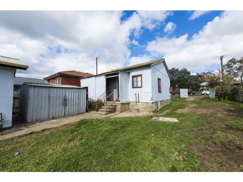 97 Morton Street, Queanbeyan West NSW 2620