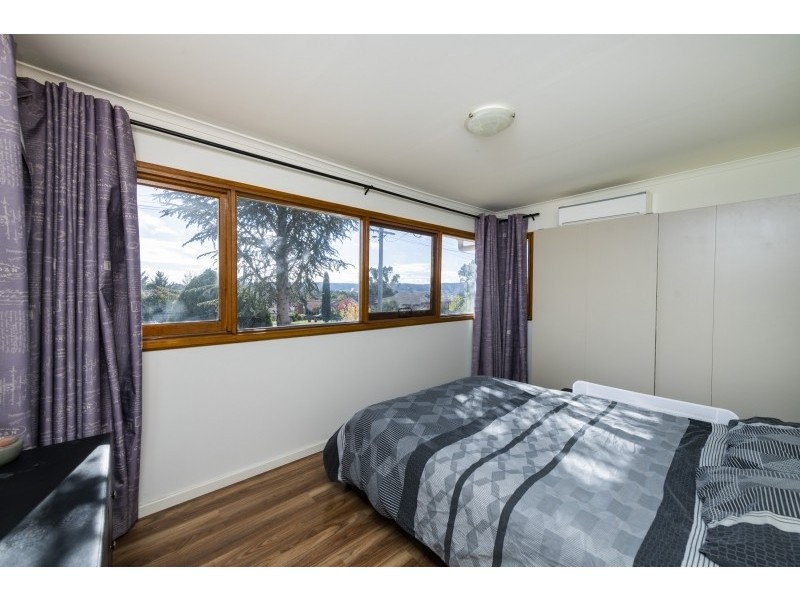 40 Boronia Crescent, Karabar NSW 2620