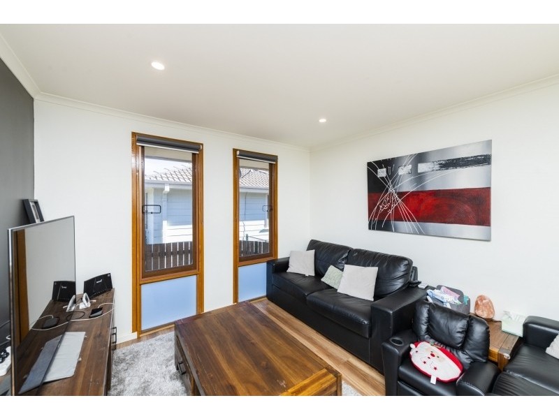 40 Boronia Crescent, Karabar NSW 2620