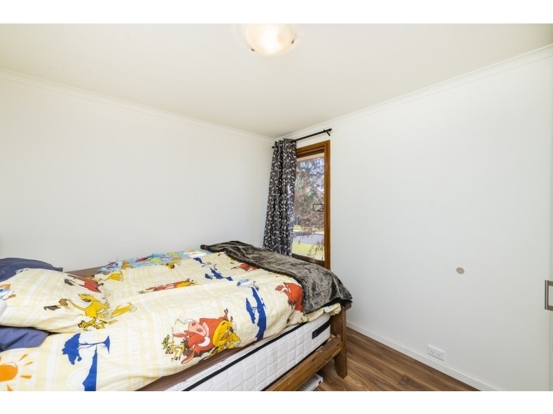 40 Boronia Crescent, Karabar NSW 2620