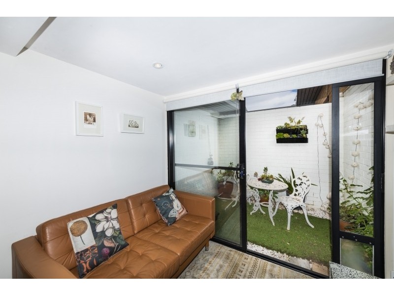 1/13 Gilmore Place, Queanbeyan NSW 2620