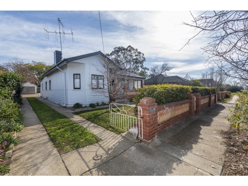 123 Stornaway Road, Queanbeyan NSW 2620