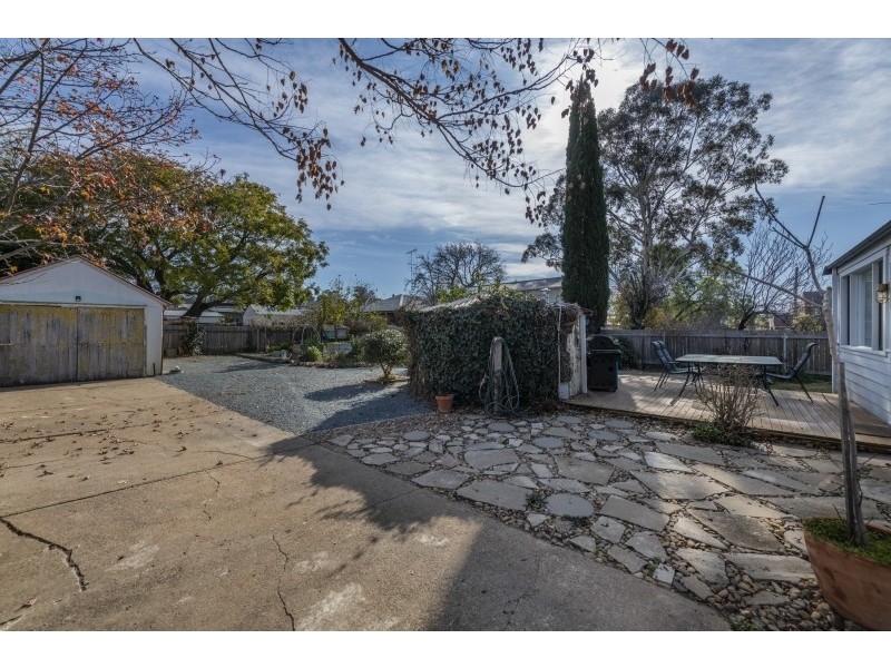 123 Stornaway Road, Queanbeyan NSW 2620