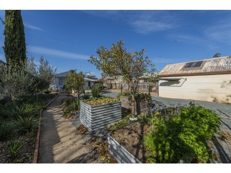 123 Stornaway Road, Queanbeyan NSW 2620