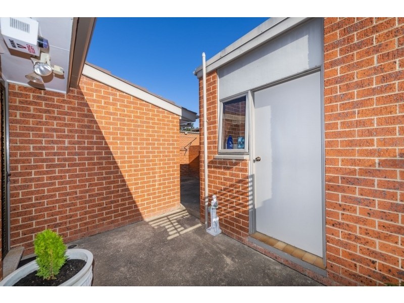 6/91-93 Donald Road, Queanbeyan NSW 2620