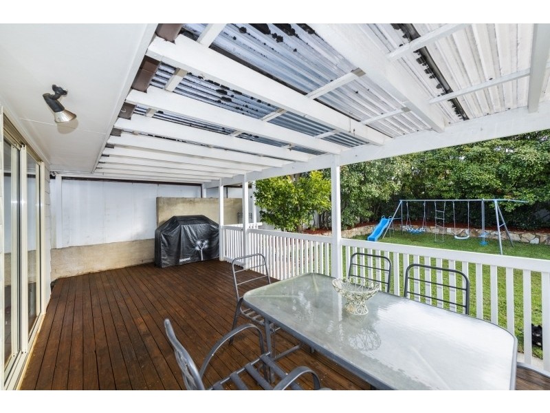 22 Christopher Crescent, Queanbeyan NSW 2620