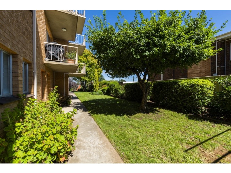 12/3-5 Davison Street, Queanbeyan NSW 2620