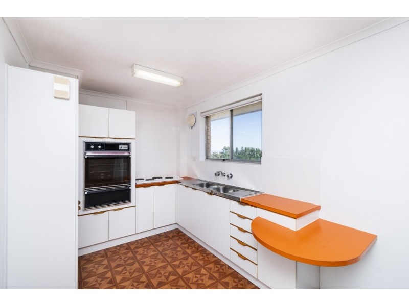 12/3-5 Davison Street, Queanbeyan NSW 2620