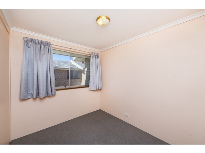 12/3-5 Davison Street, Queanbeyan NSW 2620